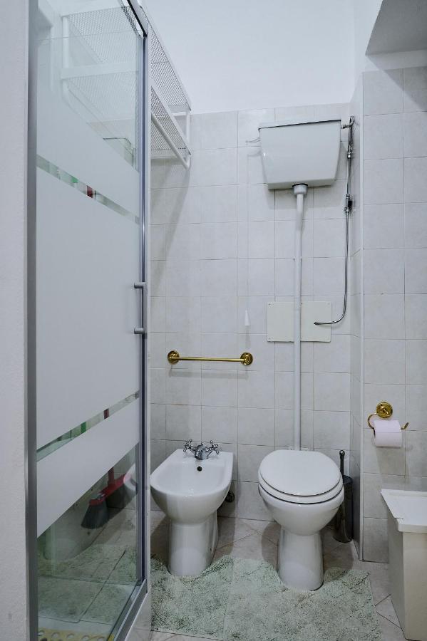 Xenia Apartments - Elegant Flat In The Center Of Milão Exterior foto